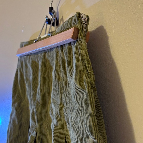 BDG Green Corduroy Mini Skirt - Picture 2 of 4